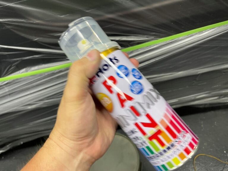 キューブの天井のクリアの白ボケをDIYの吹付塗装でつやつやにする