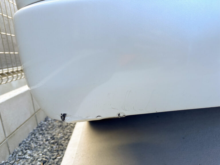 車の凹み、修理代をかけずにここまで直せました｜ハイエース補修事例　26.02.26配信メルマガ